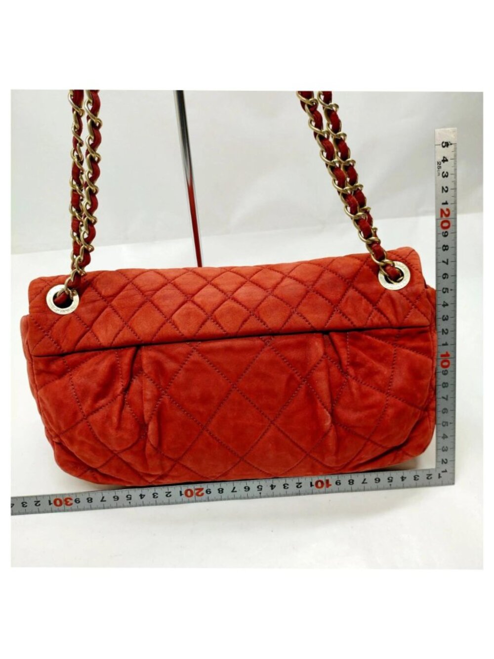 Authentic Chanel Quilted Flap Bag Red Leather Gold Chain Shoulder Bag Luxury - Picture 3 of 16